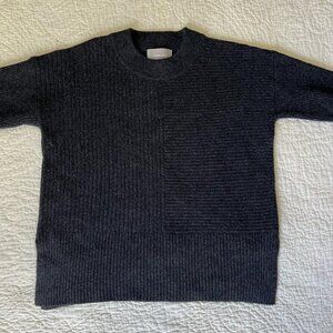 Women’s Ribbed Crewneck Sweater - Black